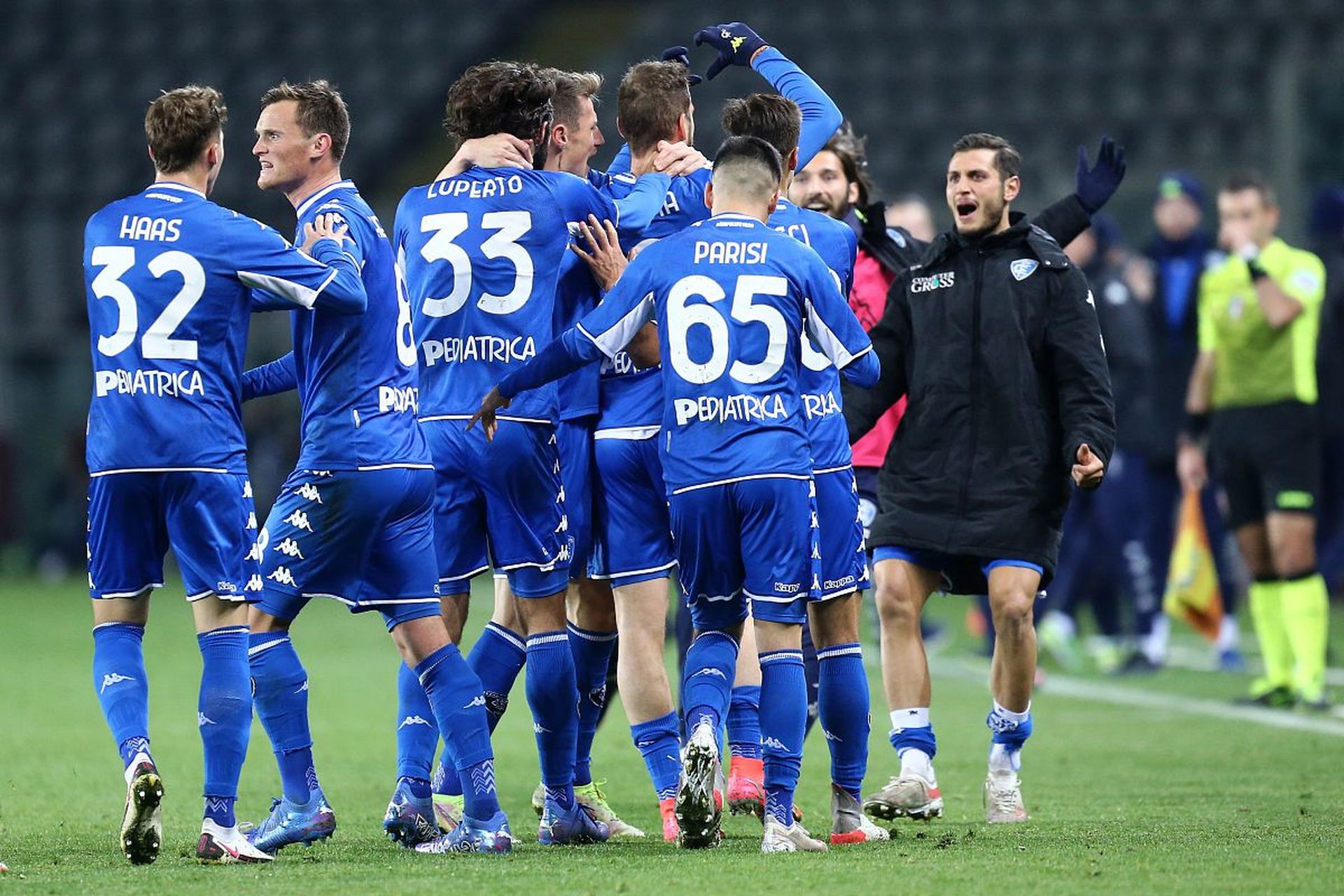 战术上的瓶 战术上的瓶